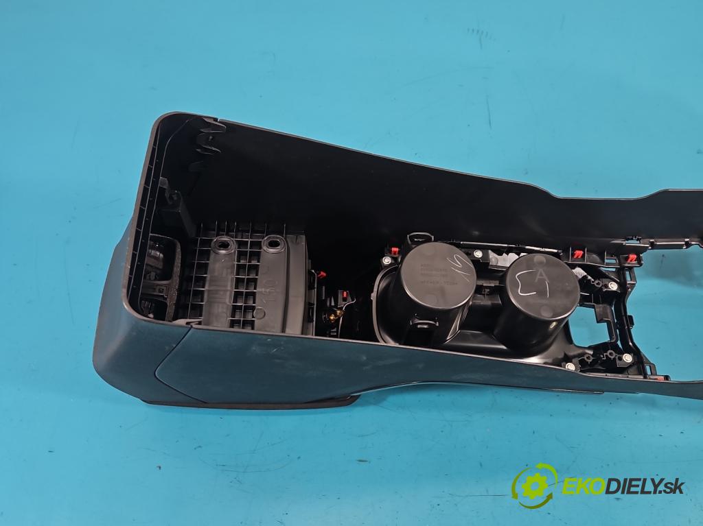 Toyota Corolla E21 2019- 1.5 12V 125 HP automatic 92 kW 1490 cm3 4- operadlo  (Lakťová opierka)