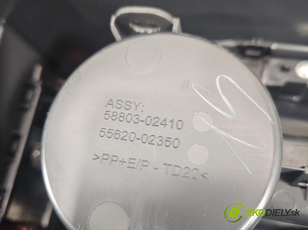 Toyota Corolla E21 2019- 1.5 12V 125 HP automatic 92 kW 1490 cm3 4- operadlo  (Lakťová opierka)