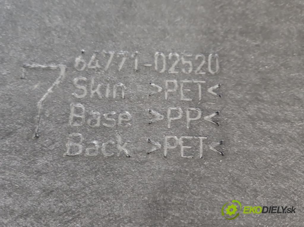 Toyota Corolla E21 2019- 1.5 12V 125 HP automatic 92 kW 1490 cm3 4- koberec do auta kufra: 64771-02520