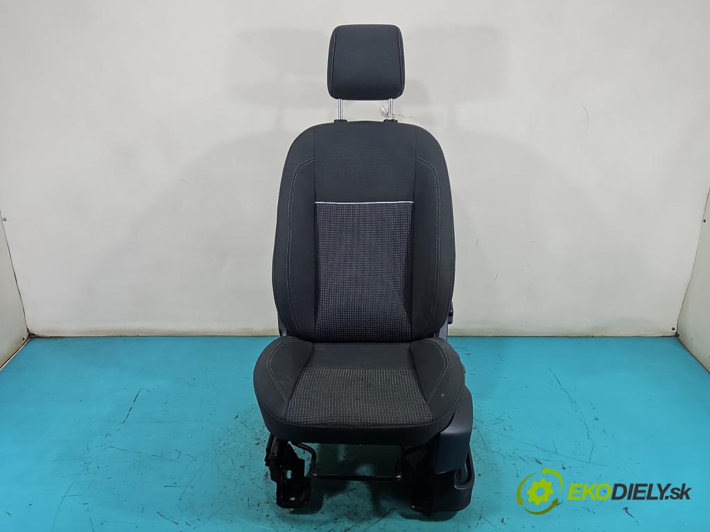Ford C-Max II 2010-2019 1.0 EcoBoost: 125 hp manual 92 kW 998 cm3 5- Sedadlo levý  (Sedadlo)