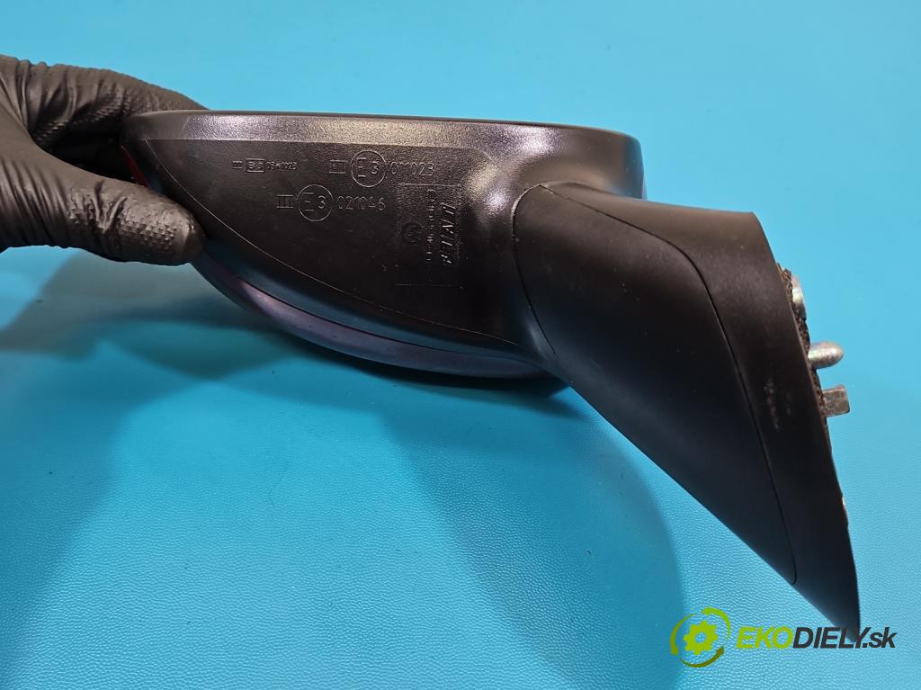 Fiat 500 2007-2020 1.3 jtd 75 hp manual 55 kW 1248 cm3 3- zpětné zrcátko levé  (Klika dveří ostatní)