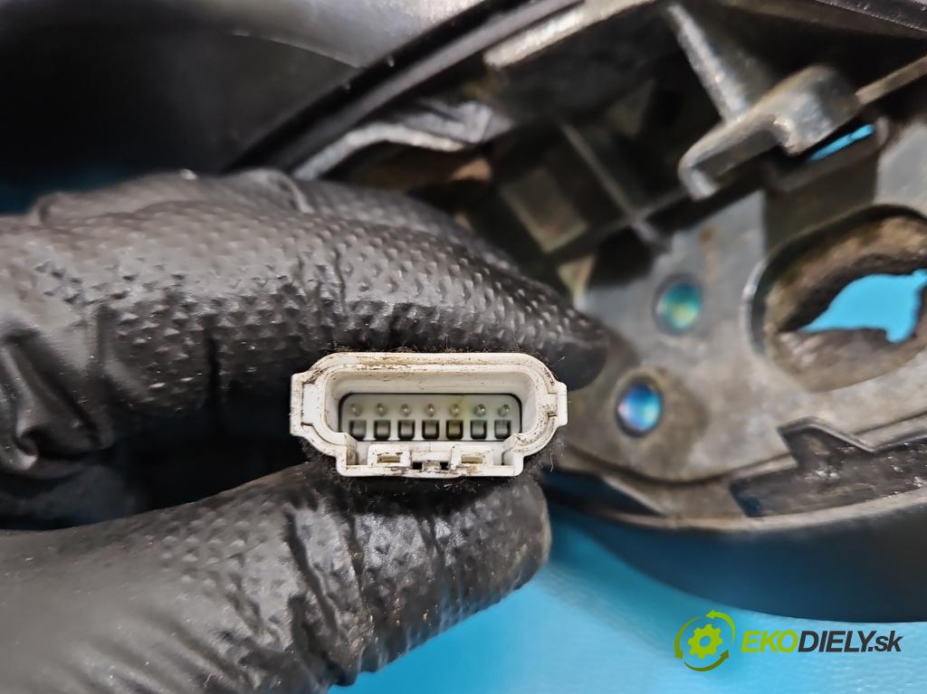 Fiat 500 2007-2020 1.3 jtd 75 HP manual 55 kW 1248 cm3 3- zrkadlo pravé  (Kľučka dverí ostatné)