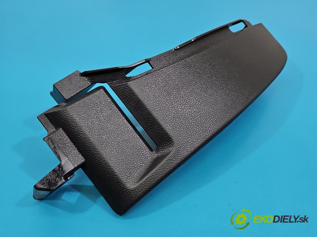 Toyota Corolla E21 2019- 1.5 12V 125 HP automatic 92 kW 1490 cm3 4- kryt plast 64301-02060