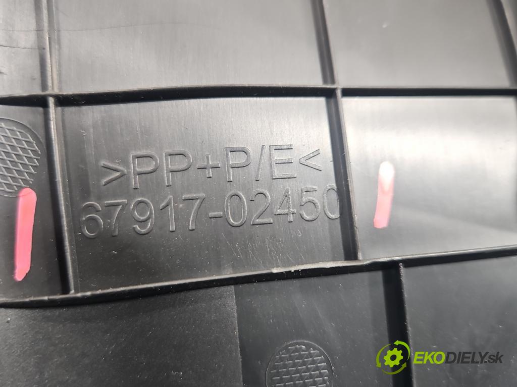 Toyota Corolla E21 2019- 1.5 12V 125 hp automatic 92 kW 1490 cm3 4- kryt plastová 67917-02450