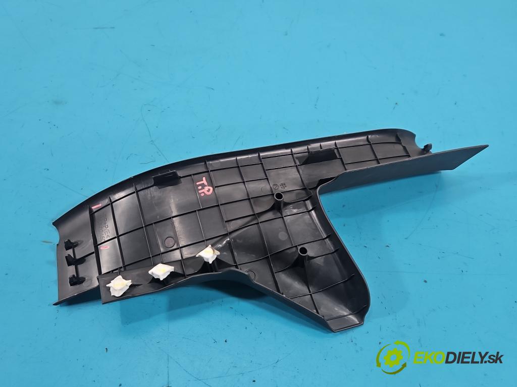 Toyota Corolla E21 2019- 1.5 12V 125 hp automatic 92 kW 1490 cm3 4- kryt plastová 67917-02450