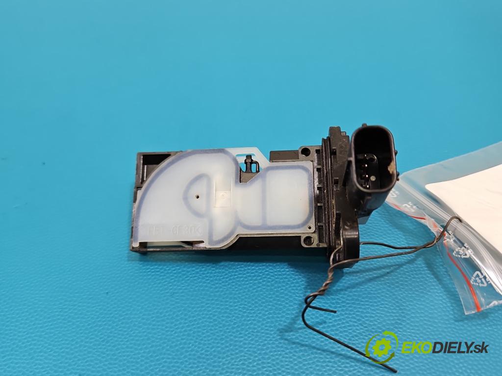 Toyota Corolla E21 2019- 1.5 12V 125 HP automatic 92 kW 1490 cm3 4- průtokoměr: 22204-24010 (Váha vzduchu)