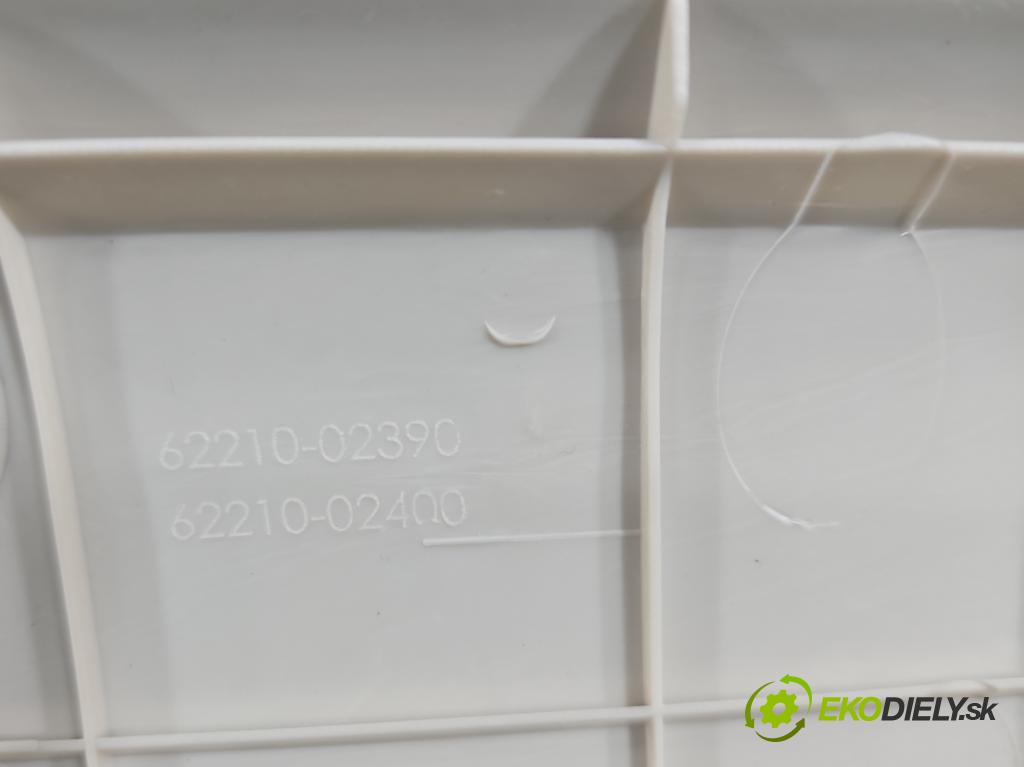 Toyota Corolla E21 2019- 1.5 12V 125 HP automatic 92 kW 1490 cm3 4- kryt plast 62210-02390