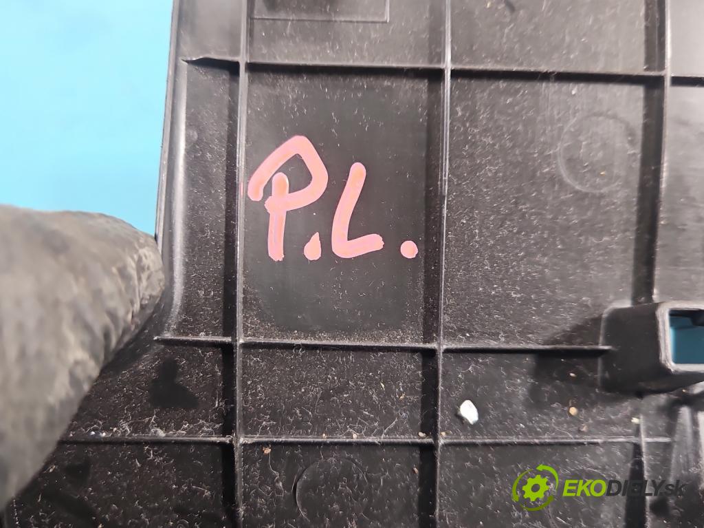 Toyota Corolla E21 2019- 1.5 12V 125 hp automatic 92 kW 1490 cm3 4- kryt plastová 55606-02270