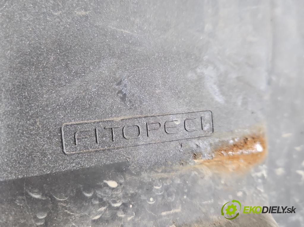 Peugeot Bipper 1.4 hdi 68 HP manual 50 kW 1399 cm3 5- nárazník predné  (Kľučka dverí ostatné)