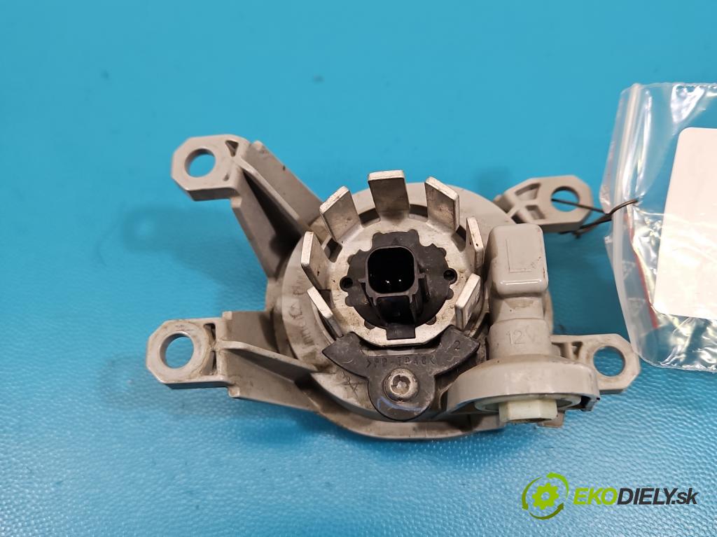 Toyota Corolla E21 2019- 1.5 12V 125 HP automatic 92 kW 1490 cm3 4- Halogen ľavý 190585 (Kľučka dverí ostatné)
