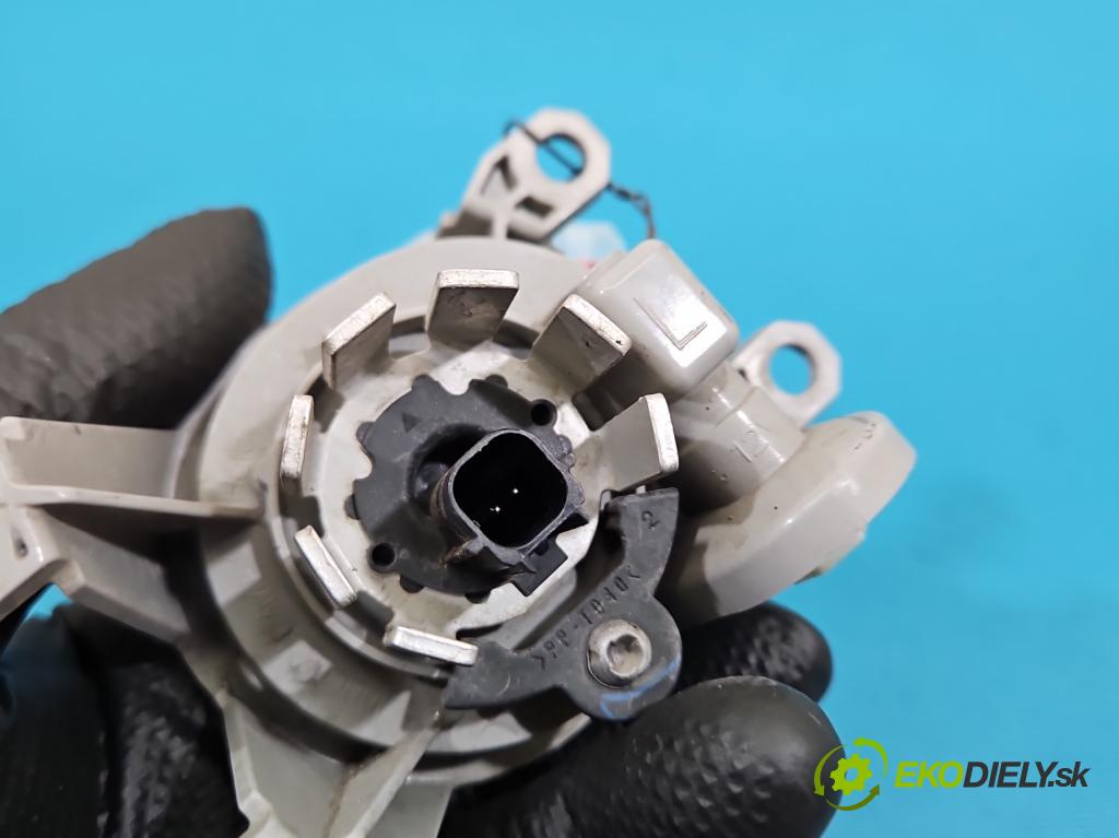 Toyota Corolla E21 2019- 1.5 12V 125 HP automatic 92 kW 1490 cm3 4- Halogen ľavý 190585 (Kľučka dverí ostatné)