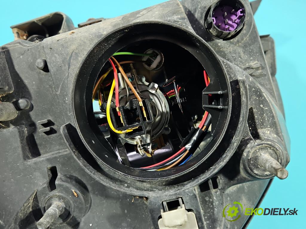 Peugeot Bipper 1.4 hdi 68 HP manual 50 kW 1399 cm3 5- Reflektor: pravý  (Svetlo predné pravé)