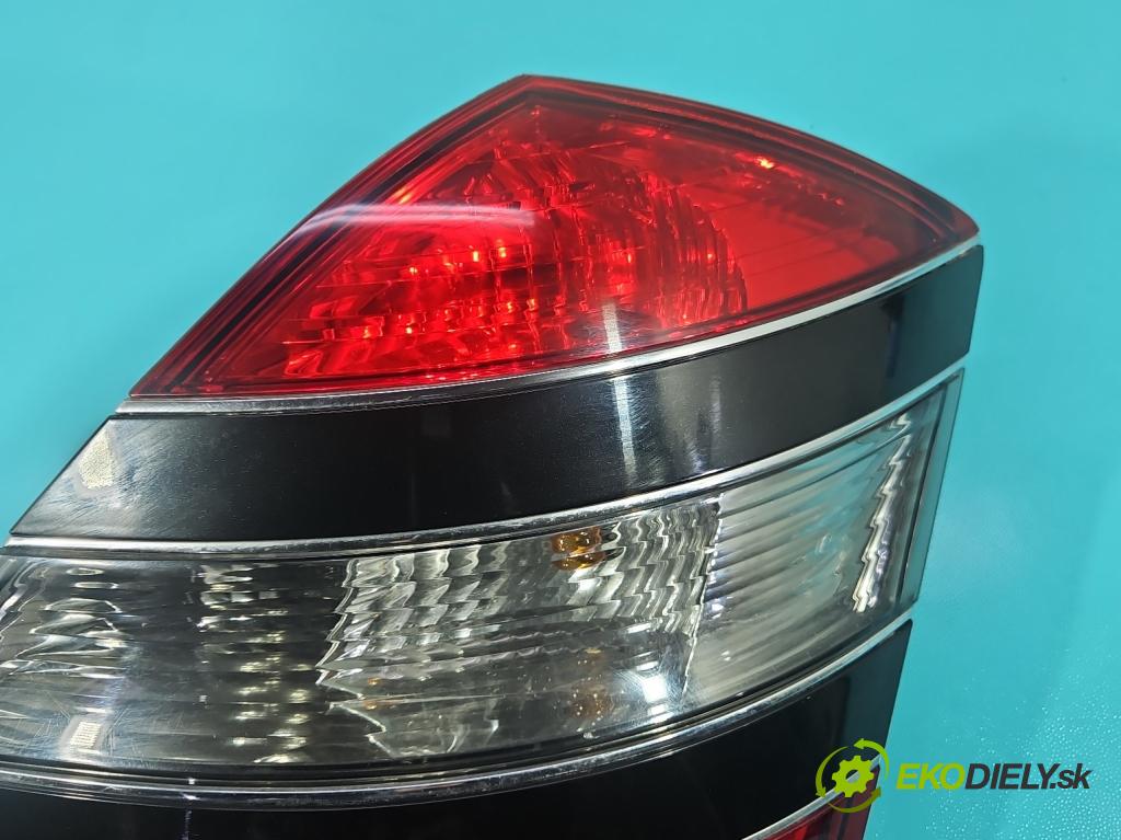 Mercedes S W221 2005-2013 3.5 V6 272 HP automatic 200 kW 3498 cm3 4- svetlo / reflektor zadné pravé A2218200264 (Kľučka dverí ostatné)