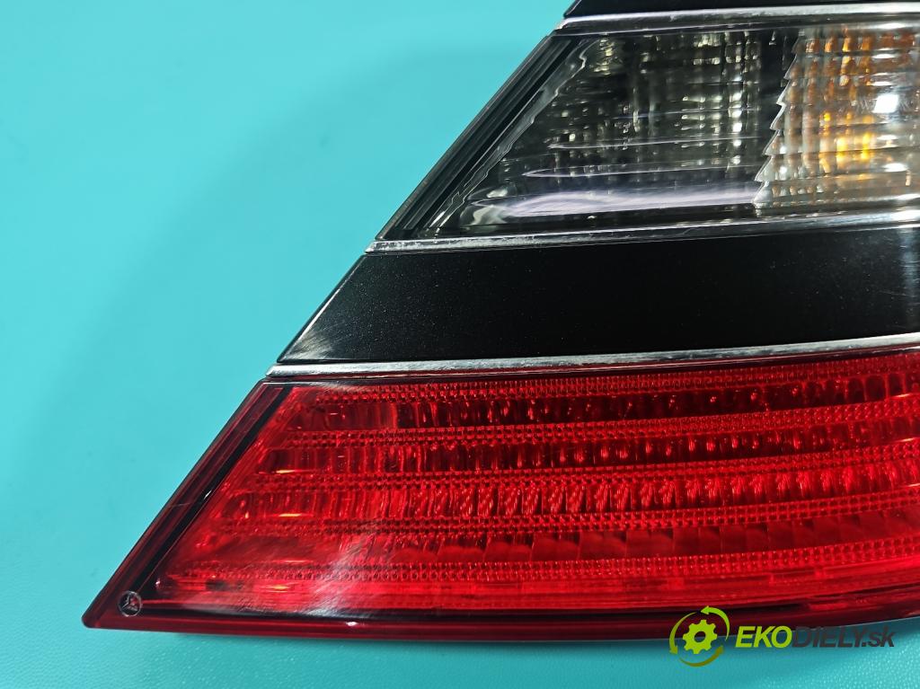 Mercedes S W221 2005-2013 3.5 V6 272 HP automatic 200 kW 3498 cm3 4- svetlo / reflektor zadné pravé A2218200264 (Kľučka dverí ostatné)
