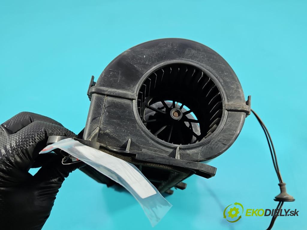 Skoda Felicia 1.3 mpi 68 HP manual 50 kW 1289 cm3 5- ventilátor vzduchu