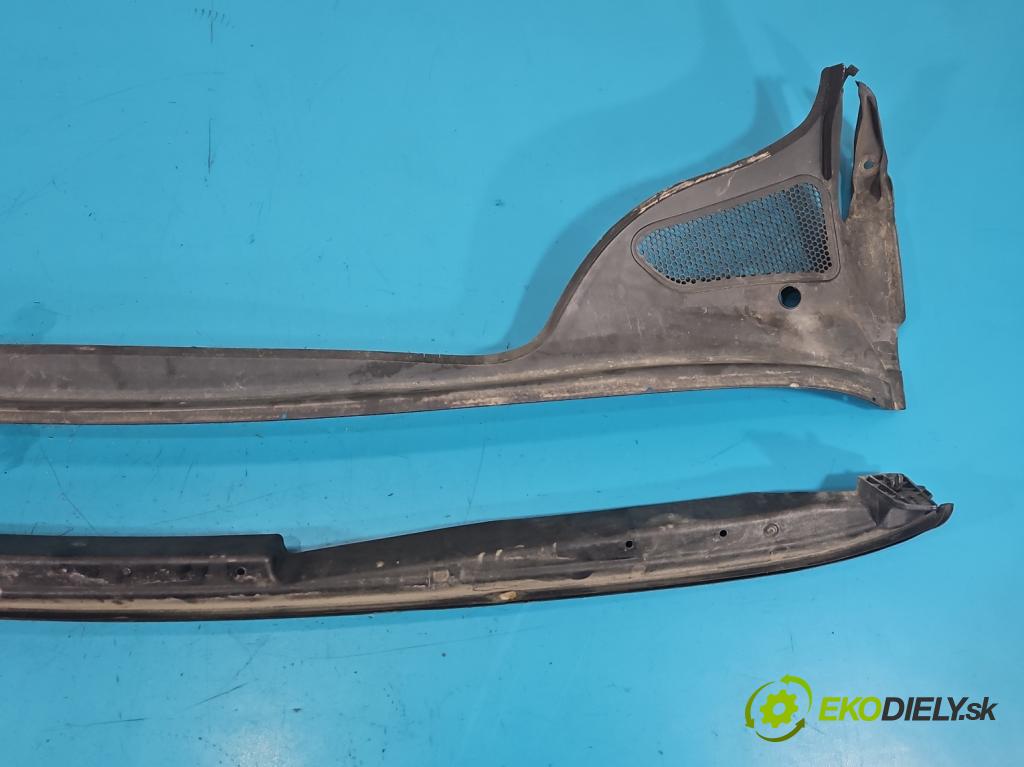 Peugeot 307 1.6 16V 109 hp manual 80 kW 1587 cm3 5- torpédo 9634012577 (Plast pod čelním sklem)