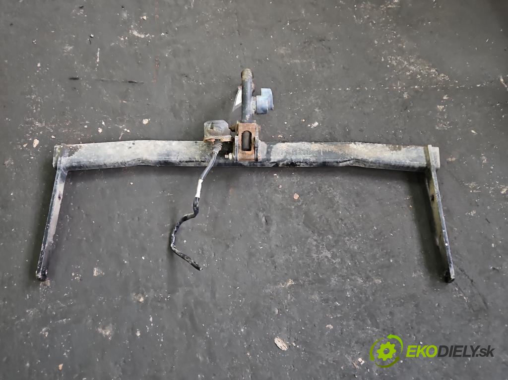 Vw Golf V 2003-2009 1.6 FSI 116 HP manual 85 kW 1598 cm3 5- Hák: vlečení:  (Ťažné zariadenie)