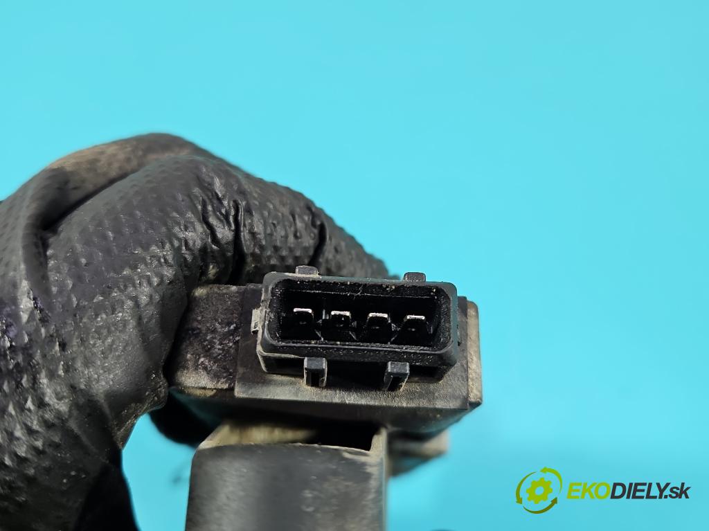 Skoda Felicia 1.3 mpi 68 hp manual 50 kW 1289 cm3 5- cívka zapalovací 047905104 (Zážehová cívka)