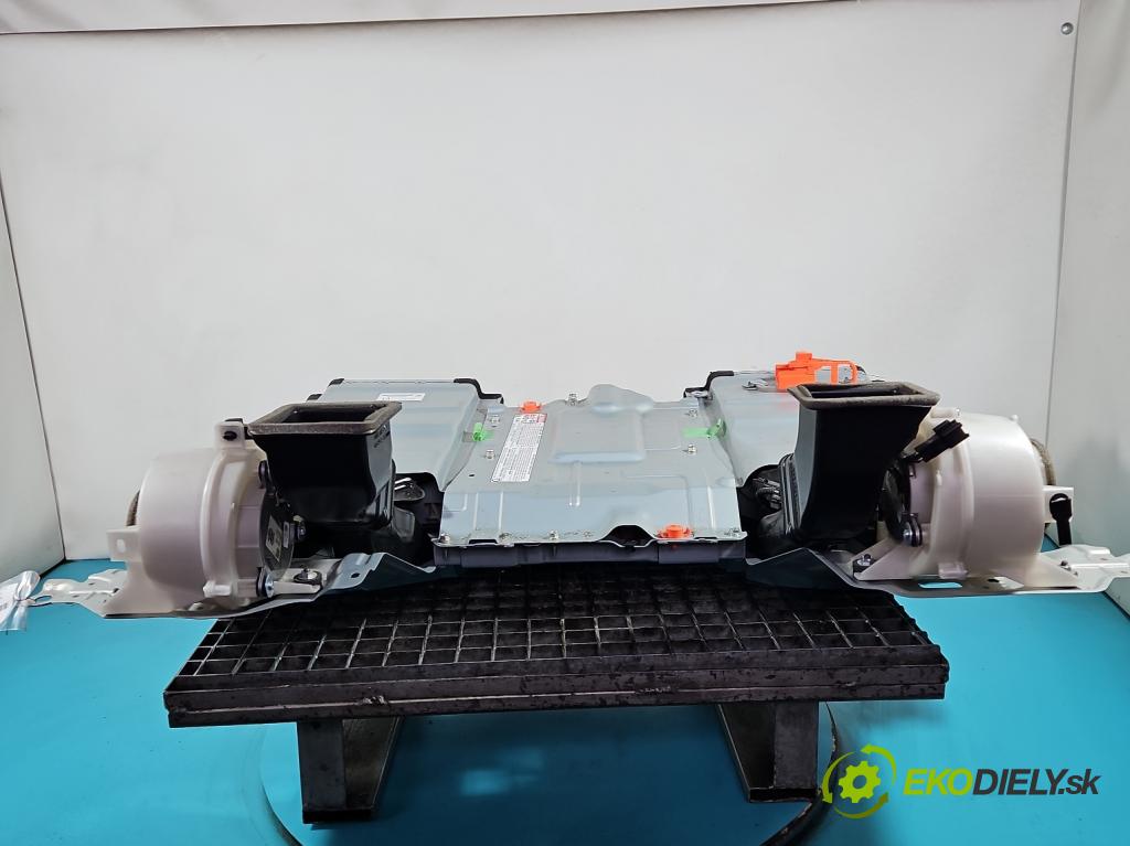 Lexus NX I 2014-2021 2.5 16V 155 HP automatic 114 kW 2494 cm3 5- batéria G9280-48100