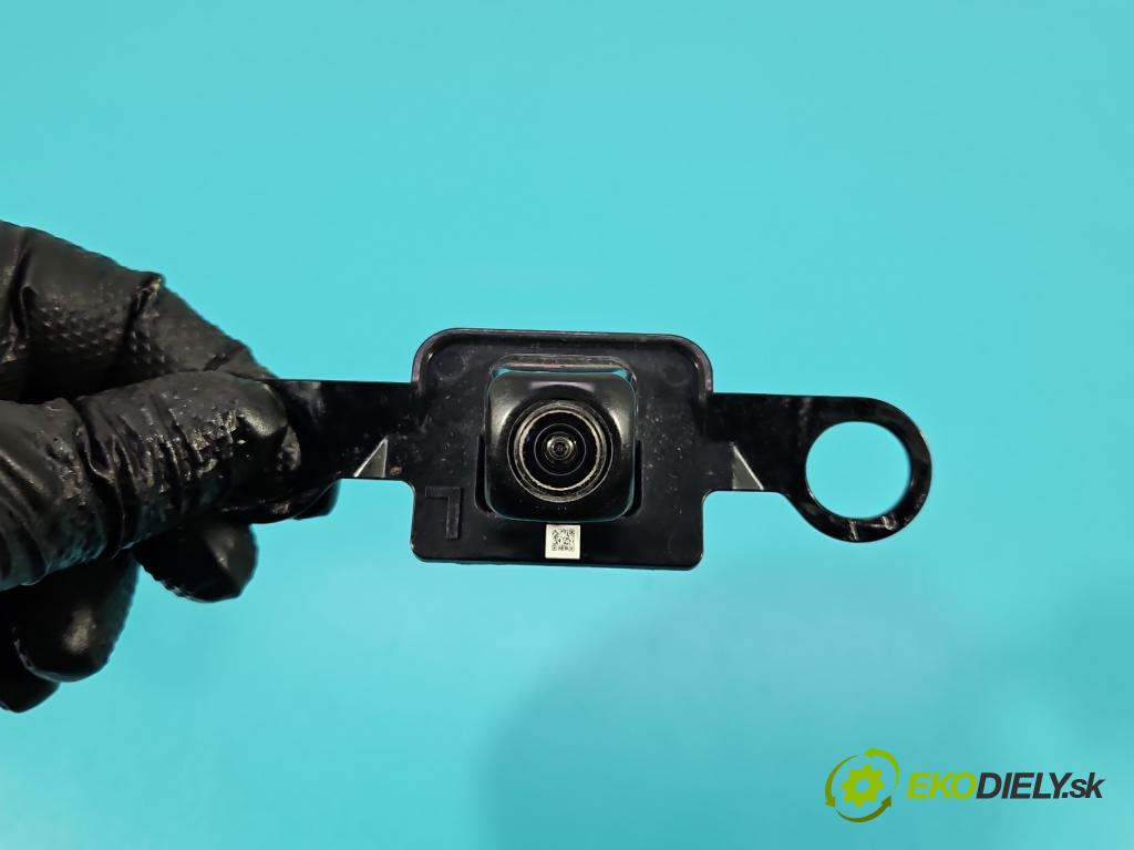 Toyota Corolla E21 2019- 1.5 12V 125 hp automatic 92 kW 1490 cm3 4- Kamera cúvaní 86790-02240