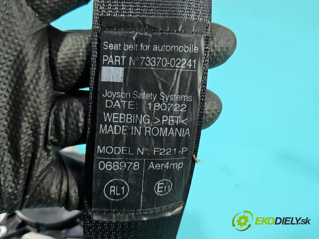 Toyota Corolla E21 2019- 1.5 12V 125 HP automatic 92 kW 1490 cm3 4- pas bezpečnosť: zadné ľavý 73370-02241