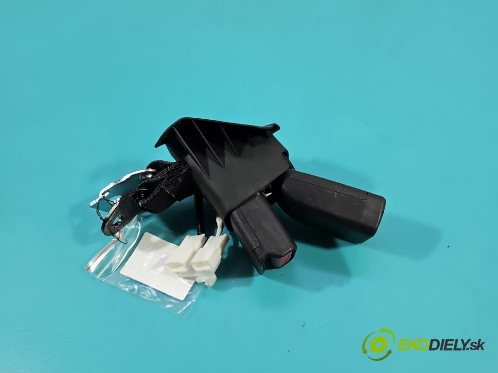 Toyota Corolla E21 2019- 1.5 12V 125 HP automatic 92 kW 1490 cm3 4- pas bezpečnosť: zadné ľavý 309104610AA