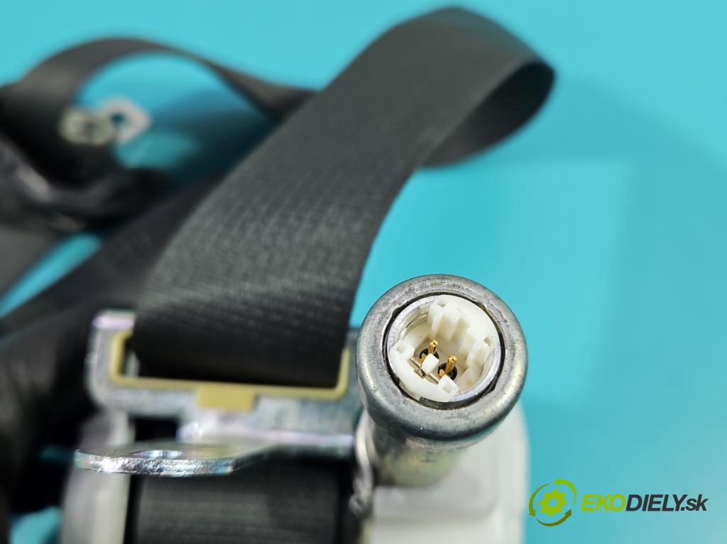 Toyota Corolla E21 2019- 1.5 12V 125 HP automatic 92 kW 1490 cm3 4- pas bezpečnosť: predné ľavý 7P4200-P