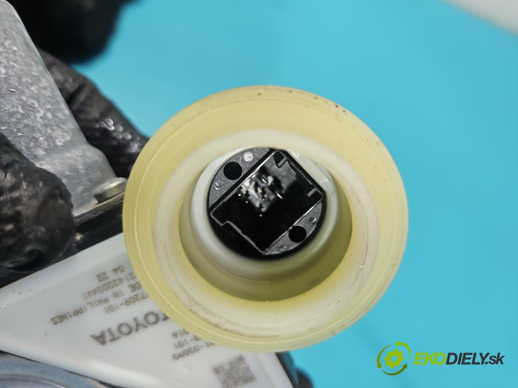 Toyota Corolla E21 2019- 1.5 12V 125 hp automatic 92 kW 1490 cm3 4- mechanismus stahování přední levý 69820-02804-A