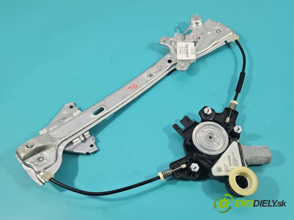 Toyota Corolla E21 2019- 1.5 12V 125 hp automatic 92 kW 1490 cm3 4- mechanismus stahování přední levý 69820-02804-A