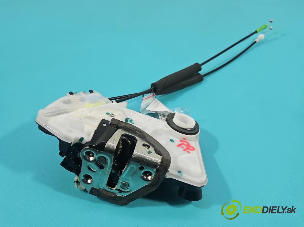 Toyota Corolla E21 2019- 1.5 12V 125 HP automatic 92 kW 1490 cm3 4- zámok predné pravý 