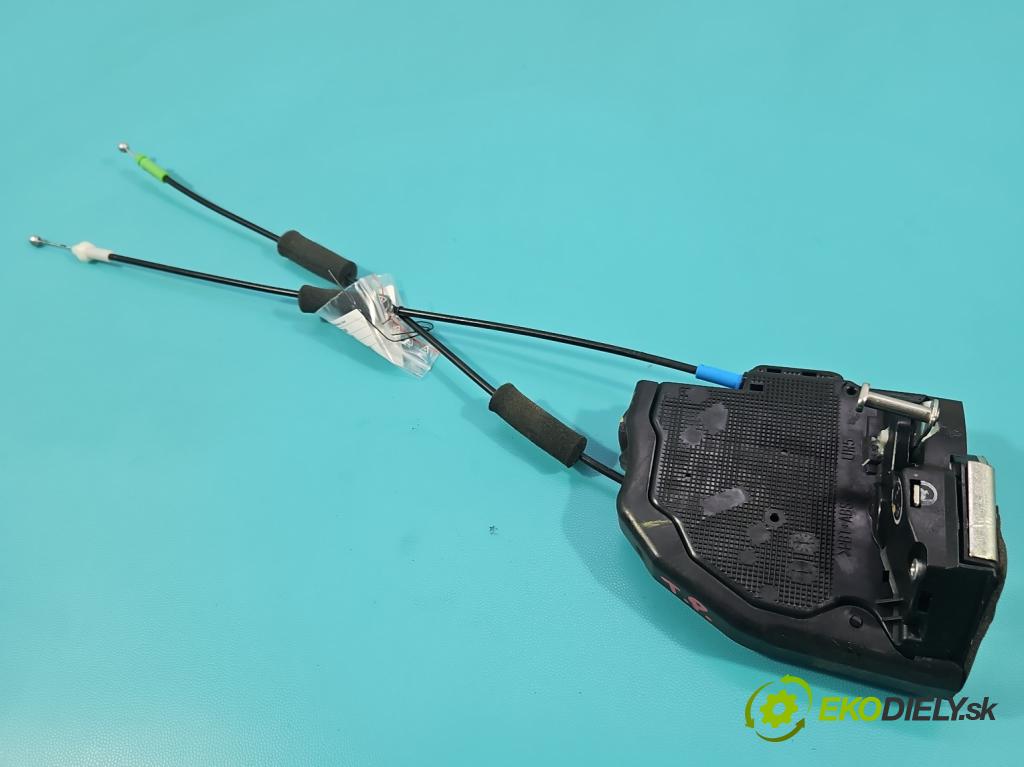 Toyota Corolla E21 2019- 1.5 12V 125 HP automatic 92 kW 1490 cm3 4- zámok zadné pravý