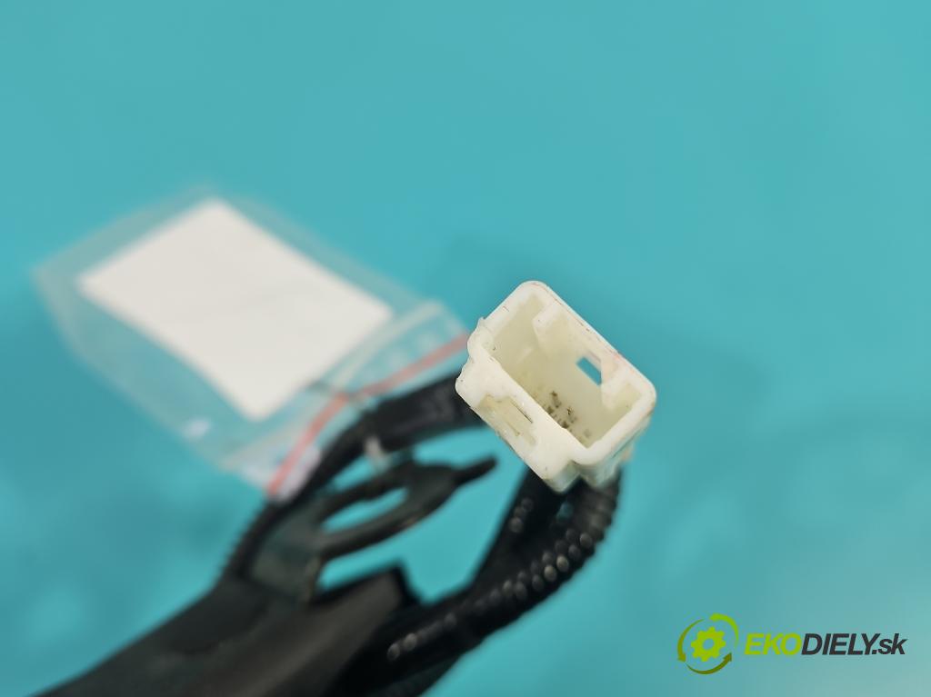 Toyota Corolla E21 2019- 1.5 12V 125 HP automatic 92 kW 1490 cm3 4- pas bezpečnosť: predné ľavý