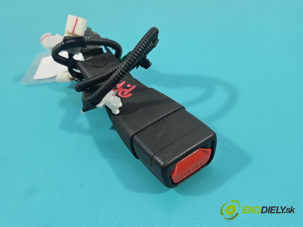 Toyota Corolla E21 2019- 1.5 12V 125 hp automatic 92 kW 1490 cm3 4- stěna bezpečnost přední pravý 