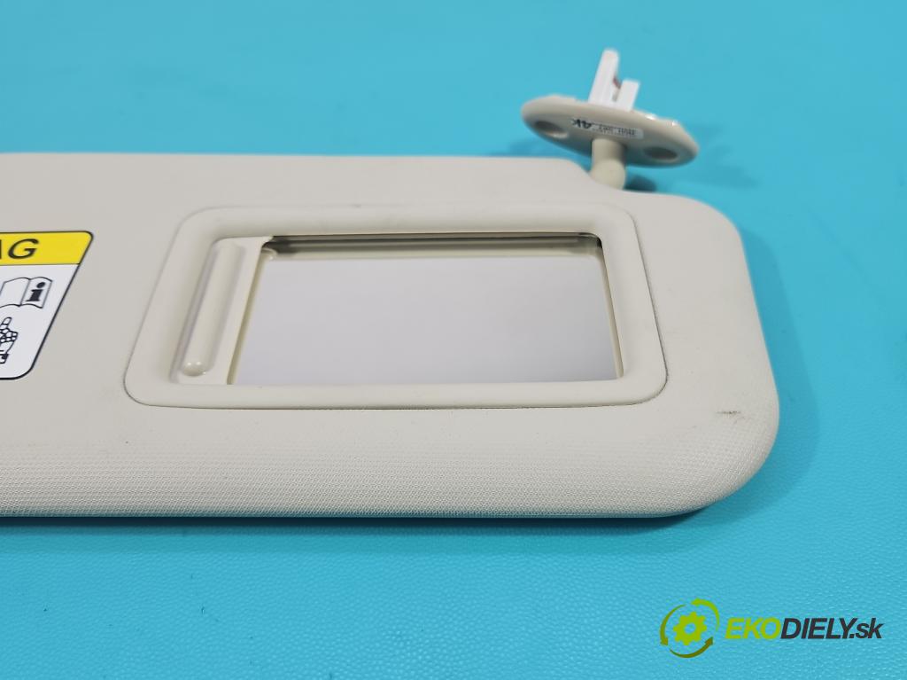 Toyota Corolla E21 2019- 1.5 12V 125 HP automatic 92 kW 1490 cm3 4- clonítko pravé