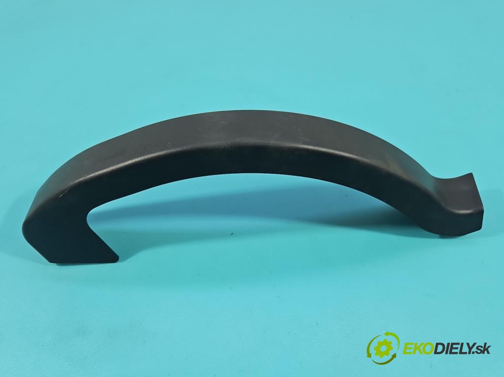 Toyota Corolla E21 2019- 1.5 12V 125 HP automatic 92 kW 1490 cm3 4- kryt plast 64572-02040