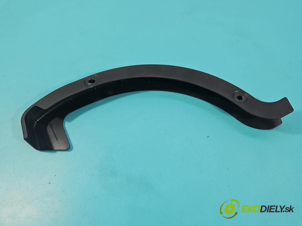 Toyota Corolla E21 2019- 1.5 12V 125 HP automatic 92 kW 1490 cm3 4- kryt plast 64572-02040