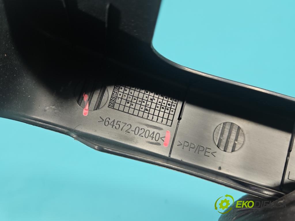 Toyota Corolla E21 2019- 1.5 12V 125 HP automatic 92 kW 1490 cm3 4- kryt plast 64572-02040