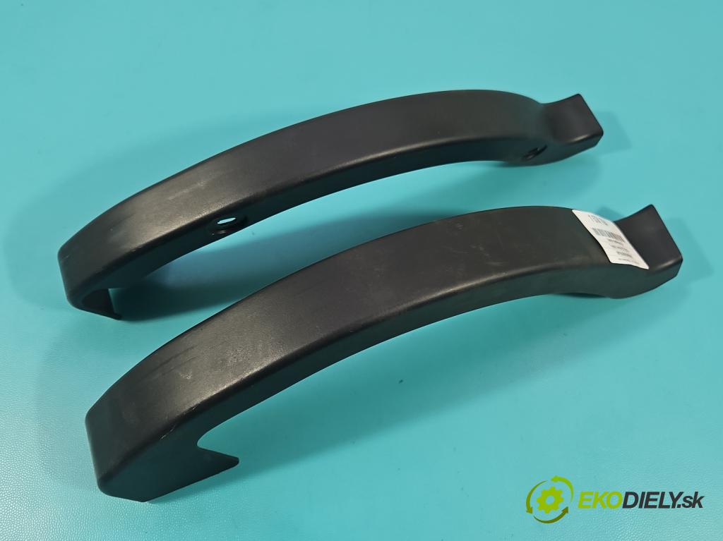 Toyota Corolla E21 2019- 1.5 12V 125 HP automatic 92 kW 1490 cm3 4- kryt plast 64572-02040