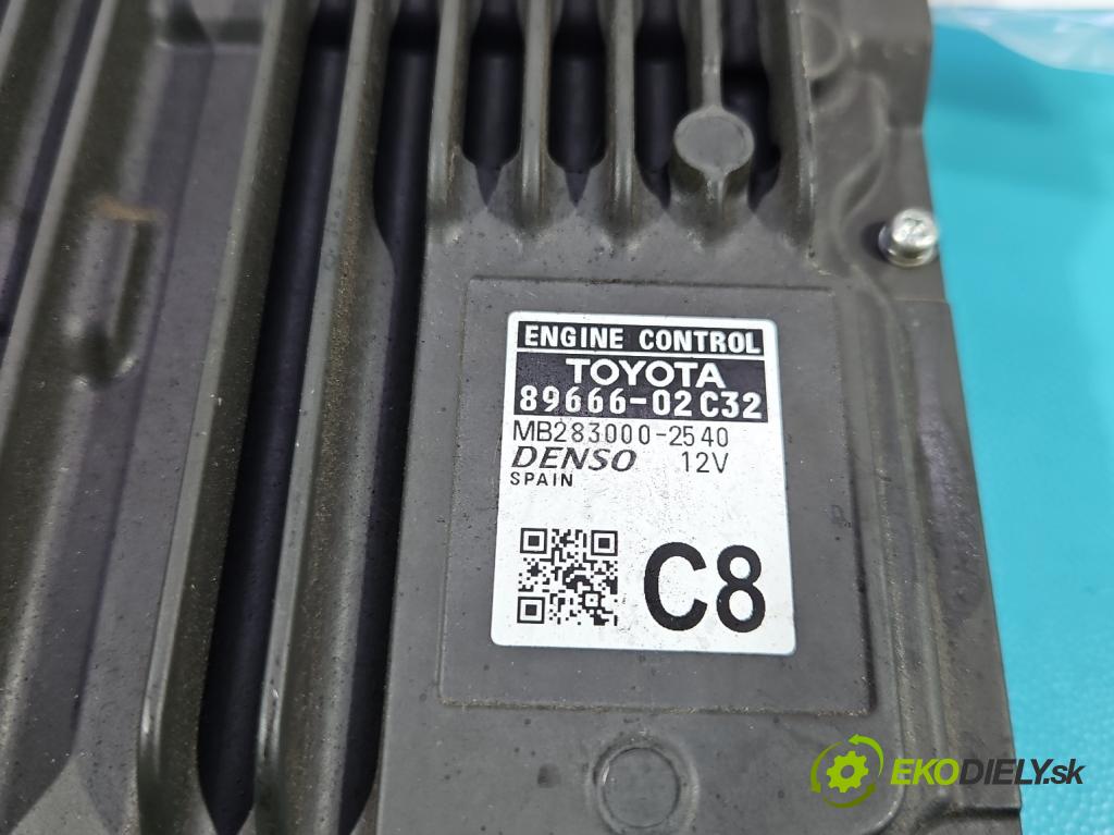 Toyota Corolla E21 2019- 1.5 12V 125 HP automatic 92 kW 1490 cm3 4- riadiaca jednotka motora 89666-02C32