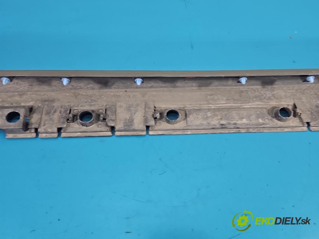 Toyota Corolla E21 2019- 1.5 12V 125 HP automatic 92 kW 1490 cm3 4- lišta práh: ľavé 6162207300361561 (Lišta prahová)