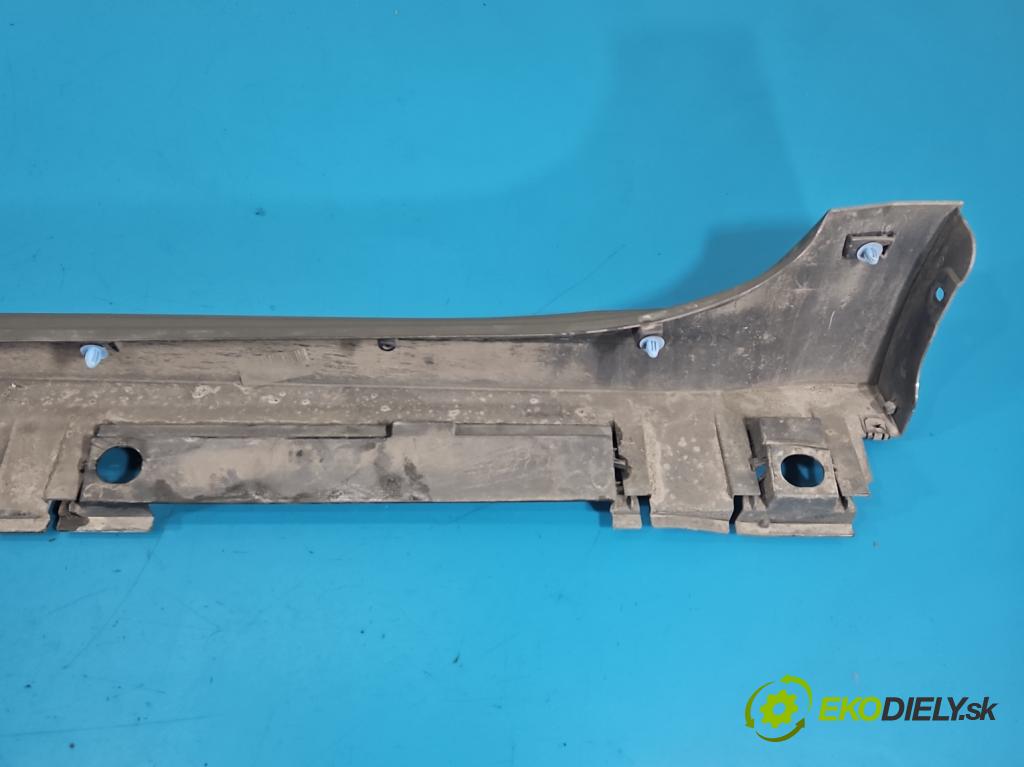 Toyota Corolla E21 2019- 1.5 12V 125 HP automatic 92 kW 1490 cm3 4- lišta práh: pravé  (Lišta prahová)