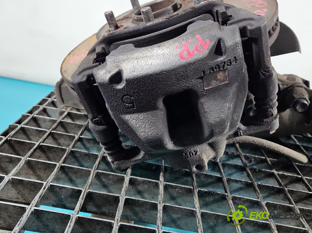 Toyota Corolla E21 2019- 1.5 12V 125 HP automatic 92 kW 1490 cm3 4- brzdič predné pravý  (Kľučka dverí ostatné)