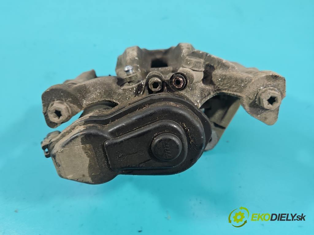 Toyota Corolla E21 2019- 1.5 12V 125 HP automatic 92 kW 1490 cm3 4- brzdič zadné pravý  (Kľučka dverí ostatné)