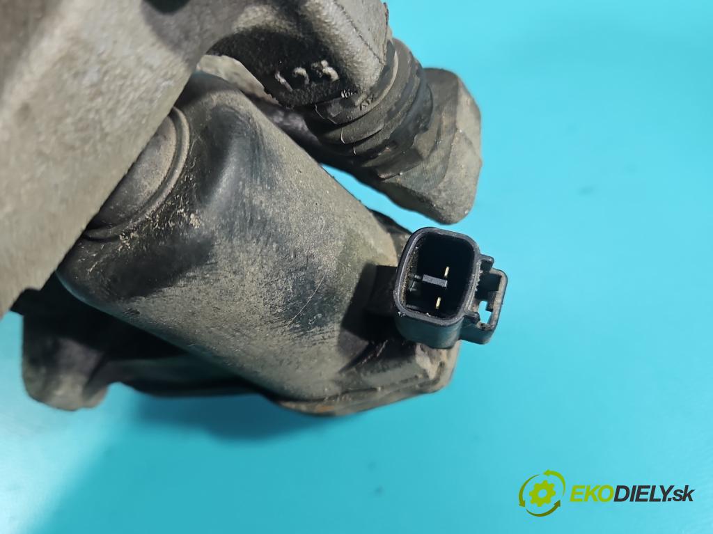 Toyota Corolla E21 2019- 1.5 12V 125 HP automatic 92 kW 1490 cm3 4- brzdič zadné pravý  (Kľučka dverí ostatné)