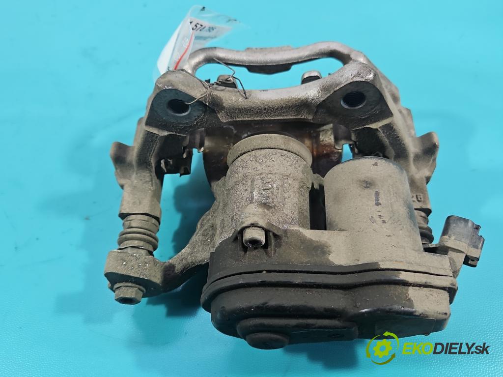 Toyota Corolla E21 2019- 1.5 12V 125 HP automatic 92 kW 1490 cm3 4- brzdič zadné pravý  (Kľučka dverí ostatné)