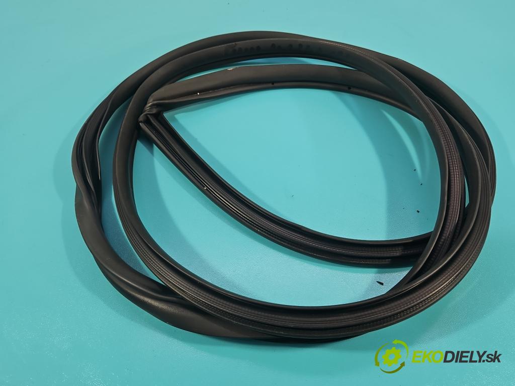 Toyota Corolla E21 2019- 1.5 12V 125 HP automatic 92 kW 1490 cm3 4- Těsnění: dvere predné ľavé 62312-02350