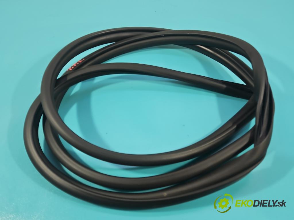 Toyota Corolla E21 2019- 1.5 12V 125 hp automatic 92 kW 1490 cm3 4- Těsnění: dveře přední pravé 62311-02340