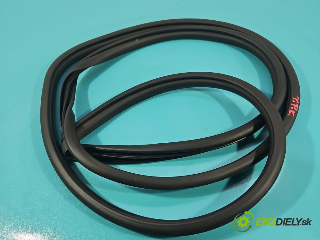 Toyota Corolla E21 2019- 1.5 12V 125 HP automatic 92 kW 1490 cm3 4- Těsnění: dvere predné pravé 62311-02340