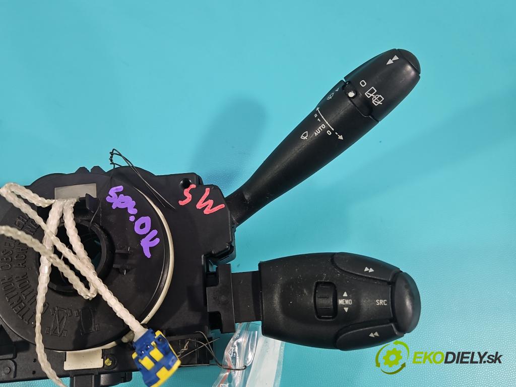 Peugeot 307 2.0 hdi 109 HP manual 80 kW 1997 cm3 5- prepínač komplex: 96477544XT (Prepínacie páčky pod volantom)