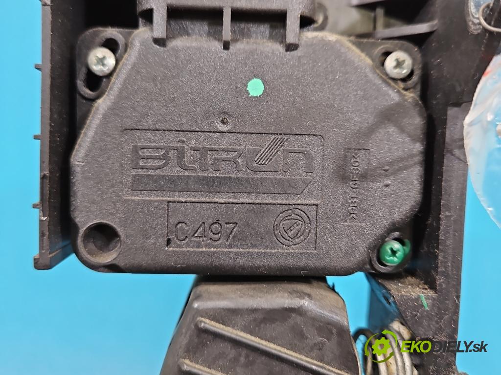 Fiat 500 2007-2020 1.3 jtd 75 HP manual 55 kW 1248 cm3 3- pedal plyn potenciometr: